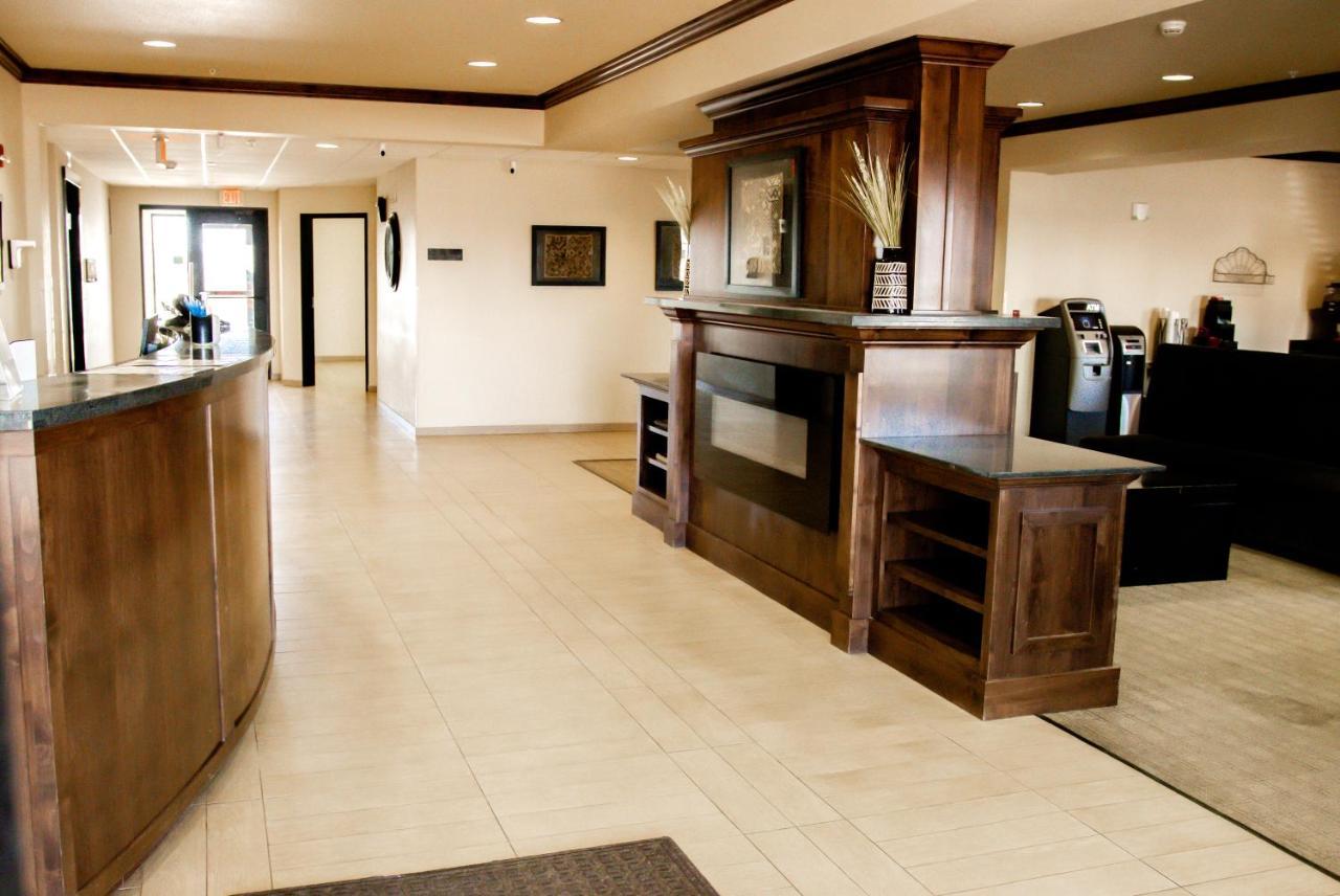 Black Gold Suites Stanley Екстериор снимка