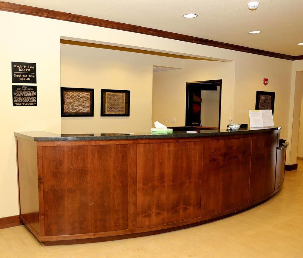 Black Gold Suites Stanley Екстериор снимка